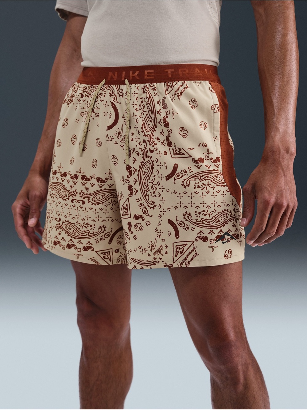 Nike Trail Men's Dri-FIT 6" Brief-Lined Running Shorts size sm